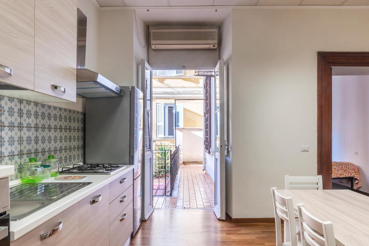 Residence Borgognoni Apartments Roma Exterior foto