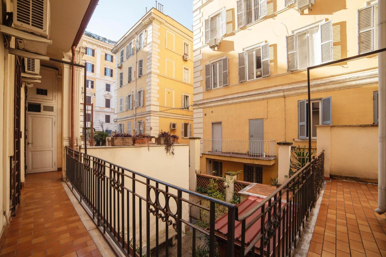 Residence Borgognoni Apartments Roma Exterior foto