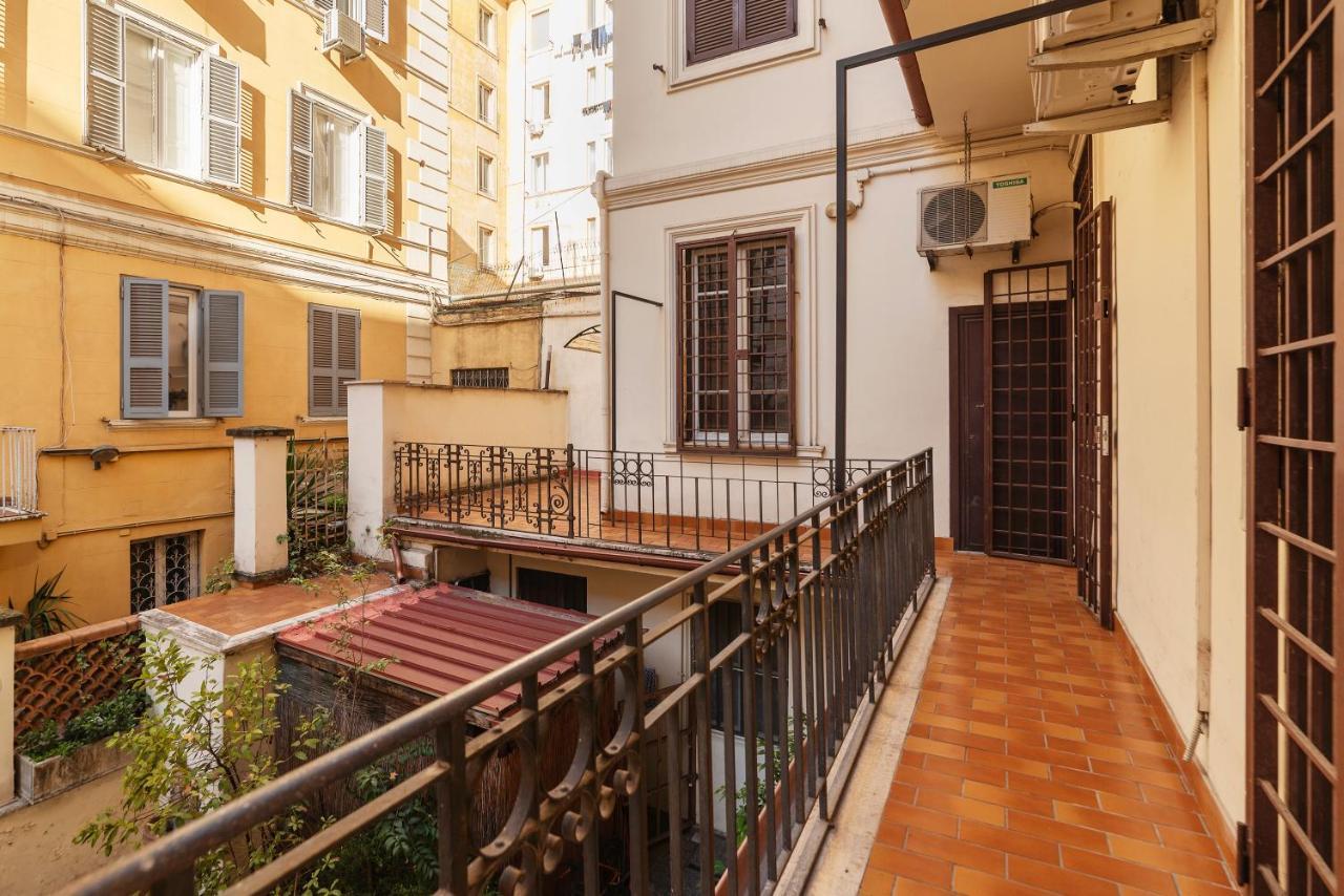 Residence Borgognoni Apartments Roma Exterior foto