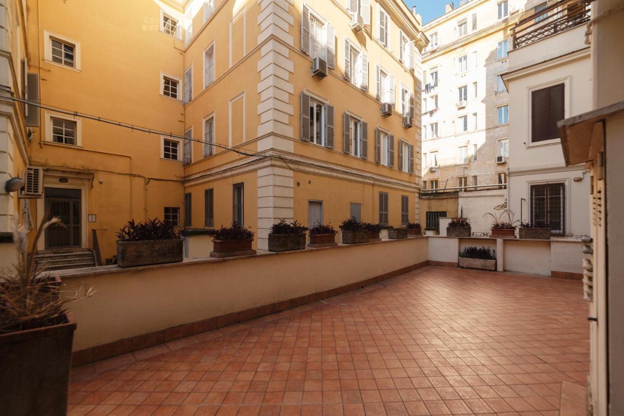 Residence Borgognoni Apartments Roma Exterior foto